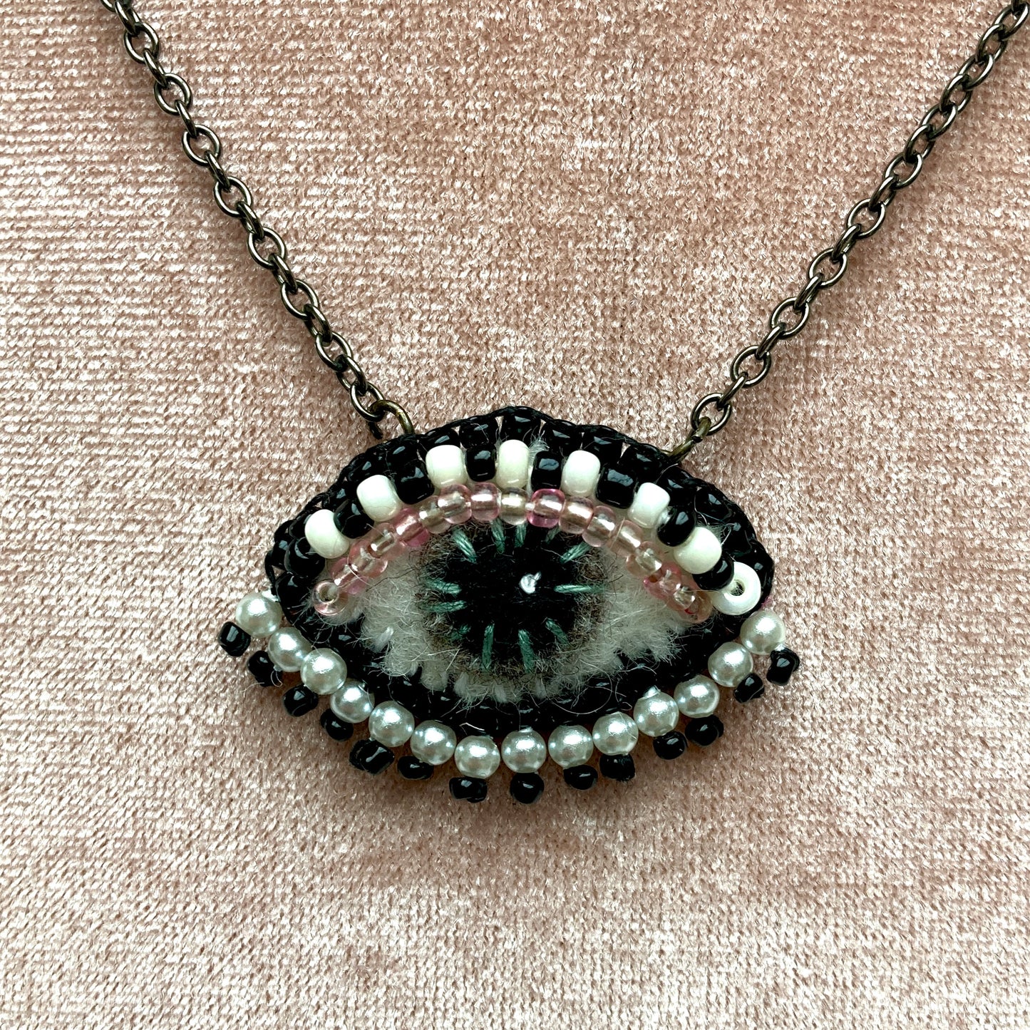 Pendant - Black & White Eye
