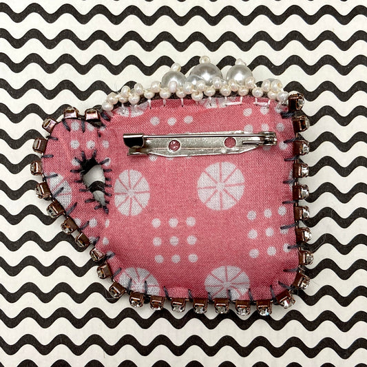 Cafe Life Brooch - Coffee Beige