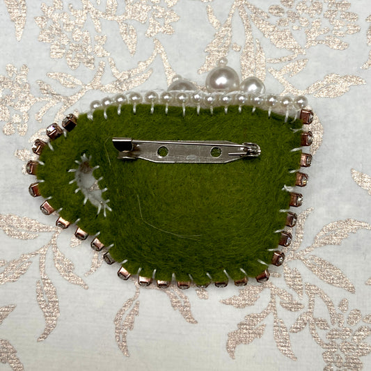 Cafe Life Brooch - Coffee Cream