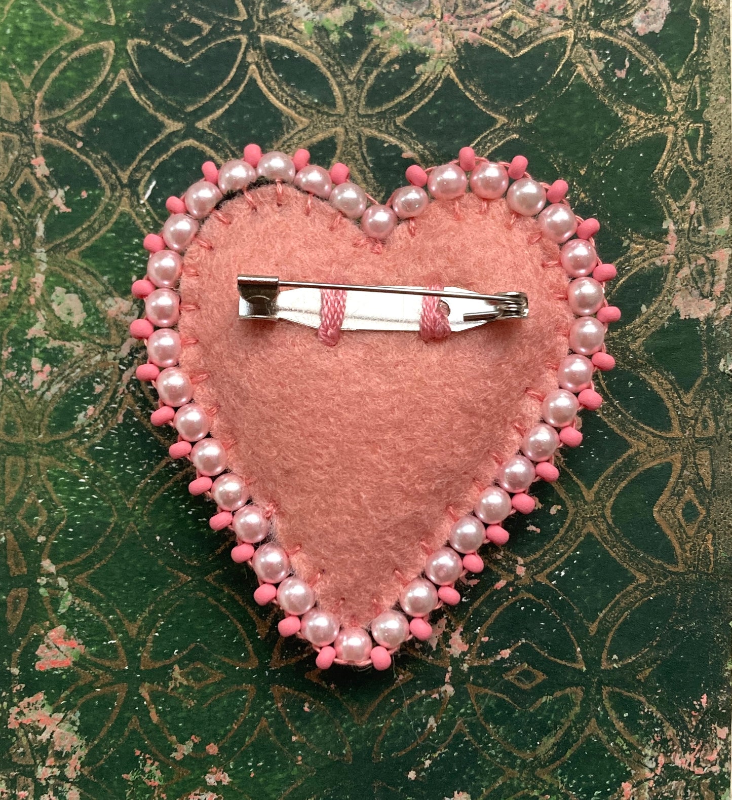 Heart Brooch Velvet - Forest green