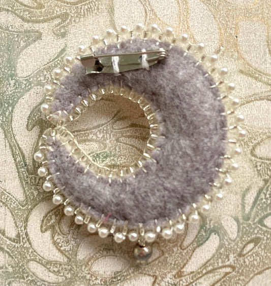 Moon Brooch - Full Pearly