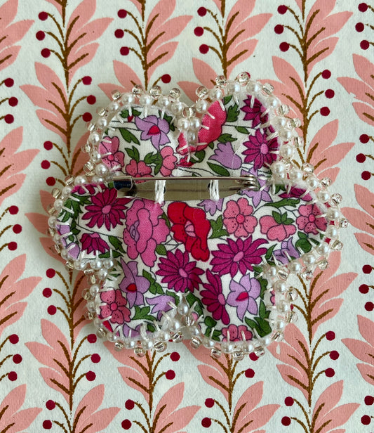 Flower Brooch - Ivory & Green