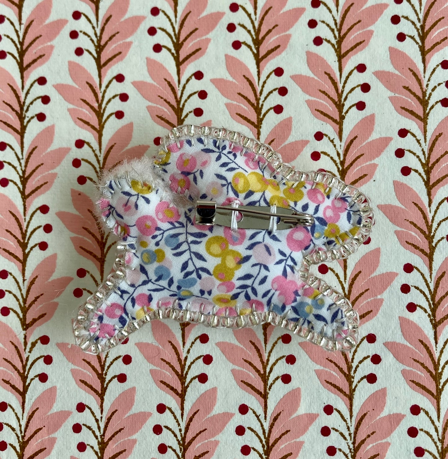 Bunny Brooch - Hopping - Speckled