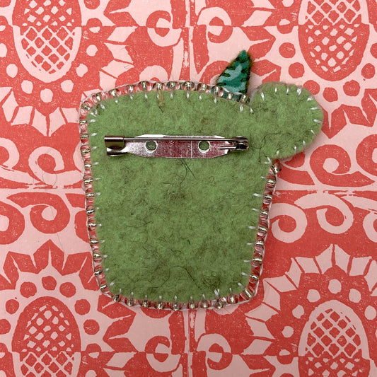 Cafe Life Brooch - GIn & Lime