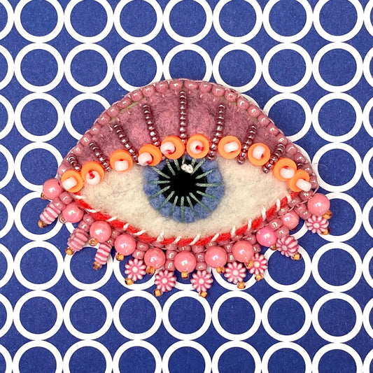 Eye Brooch - Pink