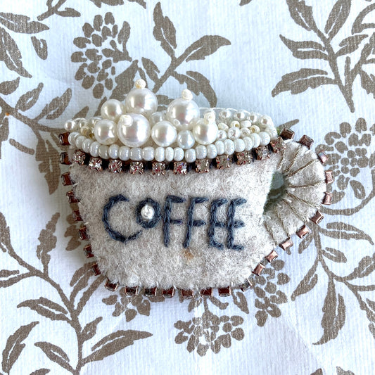 Cafe Life Brooch - Coffee Cream