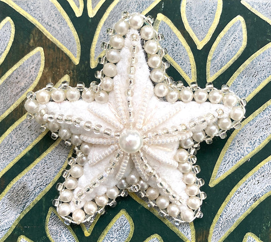 Star Brooch - Pearly