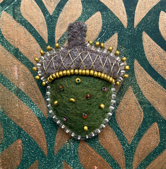 Acorn Brooch - Gold & Moss