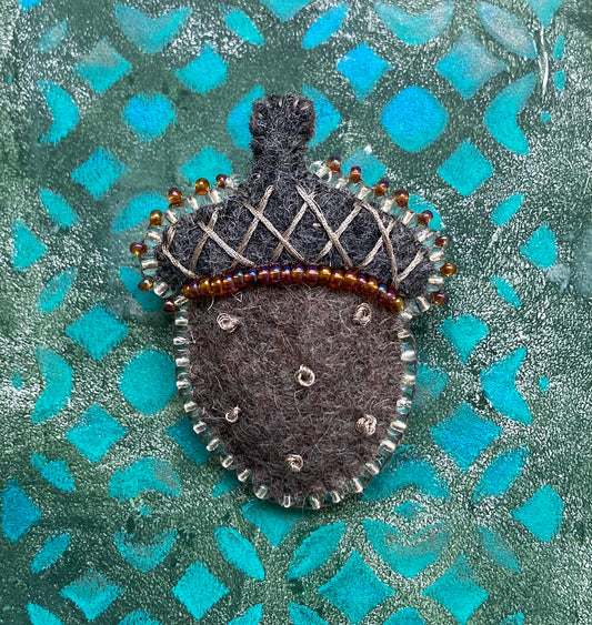 Acorn Brooch - Pewter & Grey