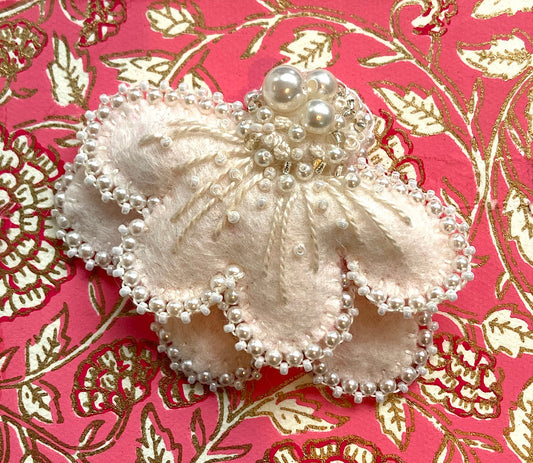 Flower Brooch - Ivory