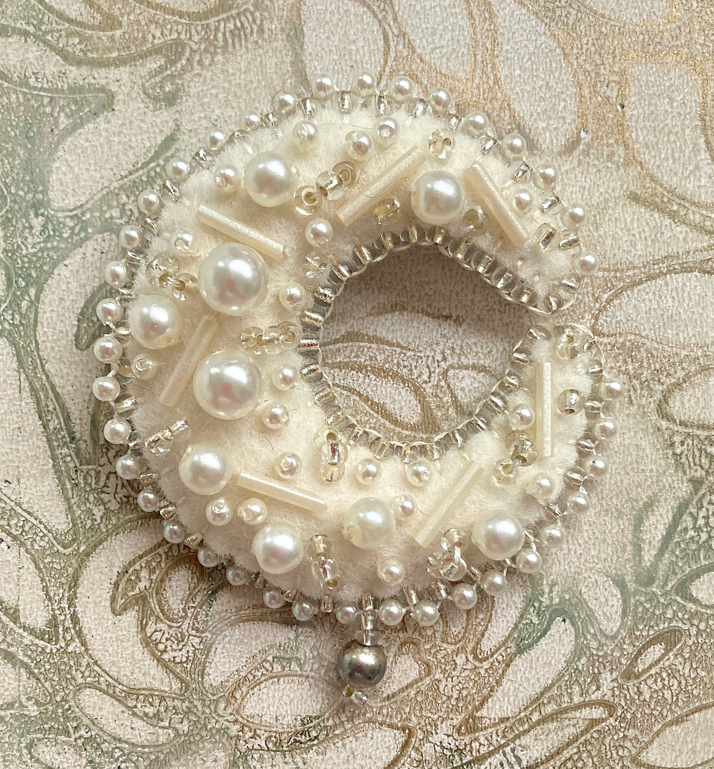Moon Brooch - Full Pearly