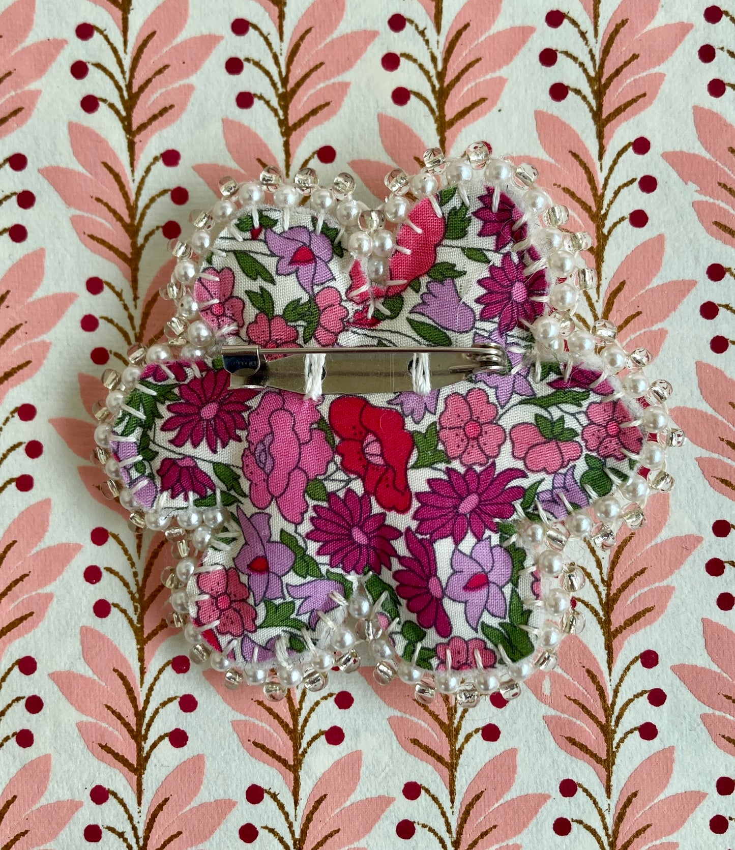 Flower Brooch - Ivory & Green