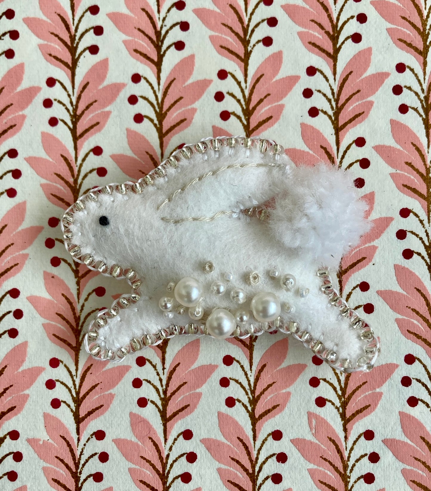 Bunny Brooch - Hopping - White